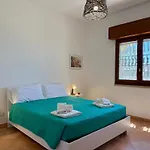 Uruca Βίλα Cava dʼAliga